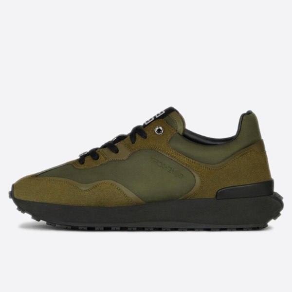 Givenchy Runner Sneakers BH005CH0VU-306