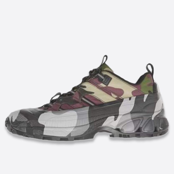 Burberry Shock Absorption Non-Slip Arthur Sneakers 80421851