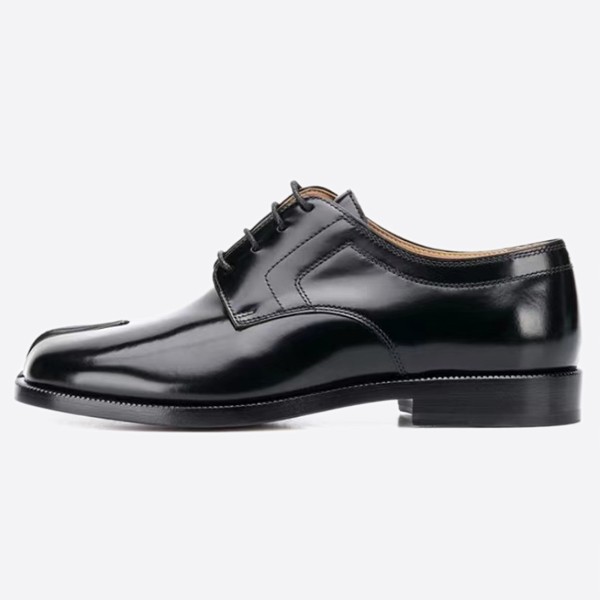 Maison Margiela Tabi Lace-Up Shoes, Glossy, S34WQ0021PS679T8013