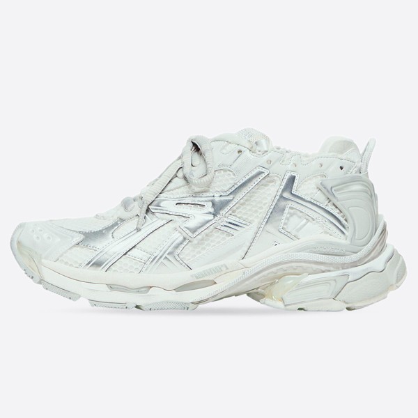 Balenciaga Runner Sneakers 677403W3RBL8100