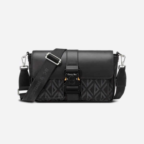 Dior HIT THE ROAD Bag CD Diamond Canvas & Smooth Calfskin 1ESME157CDP_H43E