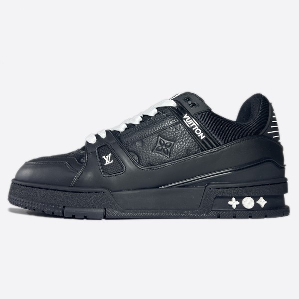 Louis Vuitton Trainer Sneakers 1AAREY