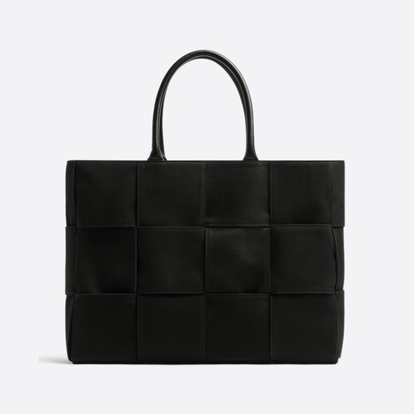 Bottega Veneta Arcola Tote, Black, 718401VMBN58803