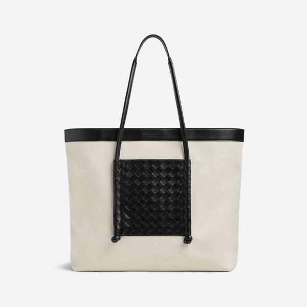 Portero Tote Color: Natural/Black Portero Tote