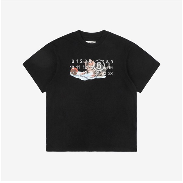 MM6 Maison Margiela Smooth Kitty T-Shirt in Black