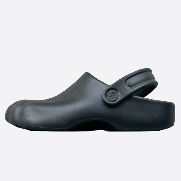 Balenciaga closed-toe mule sandals