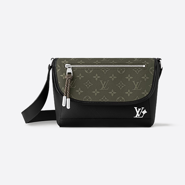 Louis Vuitton Messenger Bag M12625