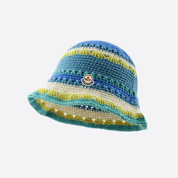 Moncler knit plush hat