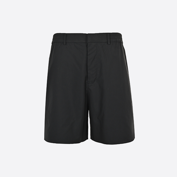 Fendi 25ss solid bermuda shorts