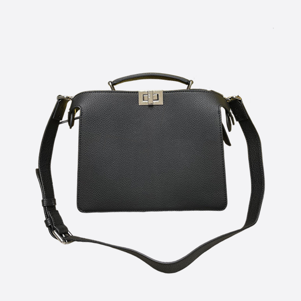 Fendi handbag 7vA530