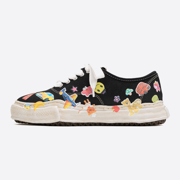 Mihara Yasuhiro Baker OG Sole Sticker Print Low Top Sneakers A14FW745